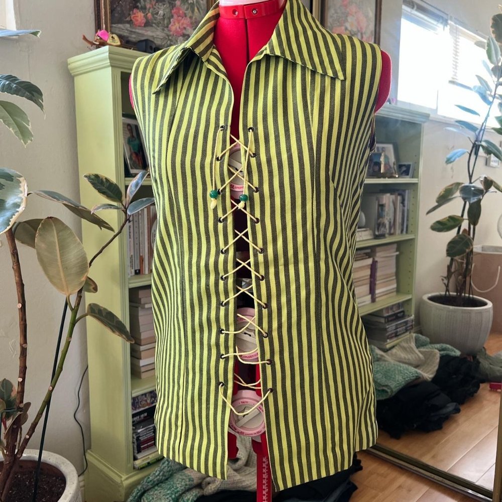1960’s-70s stripe lace up shirt